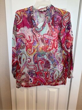 TravelSmith Pink Multi Paisley V-Neck Blouse